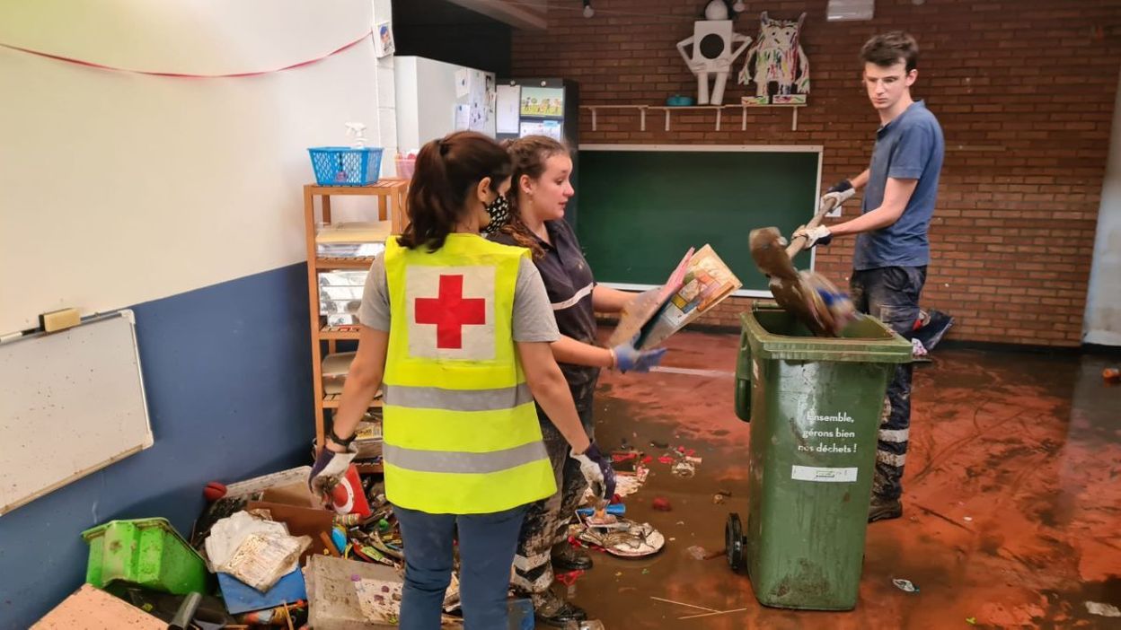 Inondations : la Croix-Rouge appelle aux dons et va fournir des repas chauds dans la durée aux sinistrés